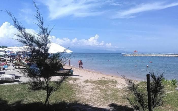 Kayu Sugih Palace Sanur Esterno foto