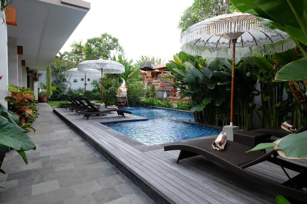 Kayu Sugih Palace Sanur Esterno foto