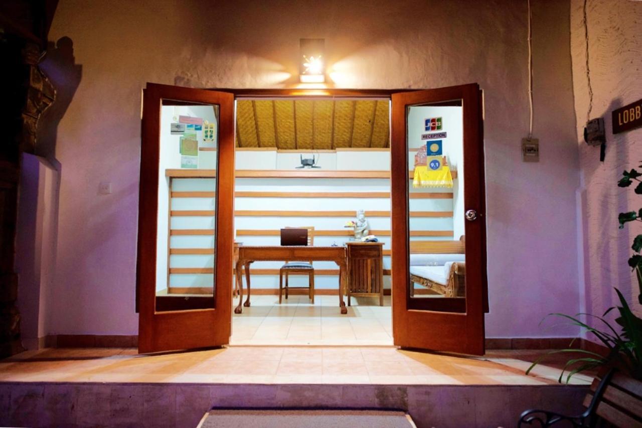 Kayu Sugih Palace Sanur Esterno foto