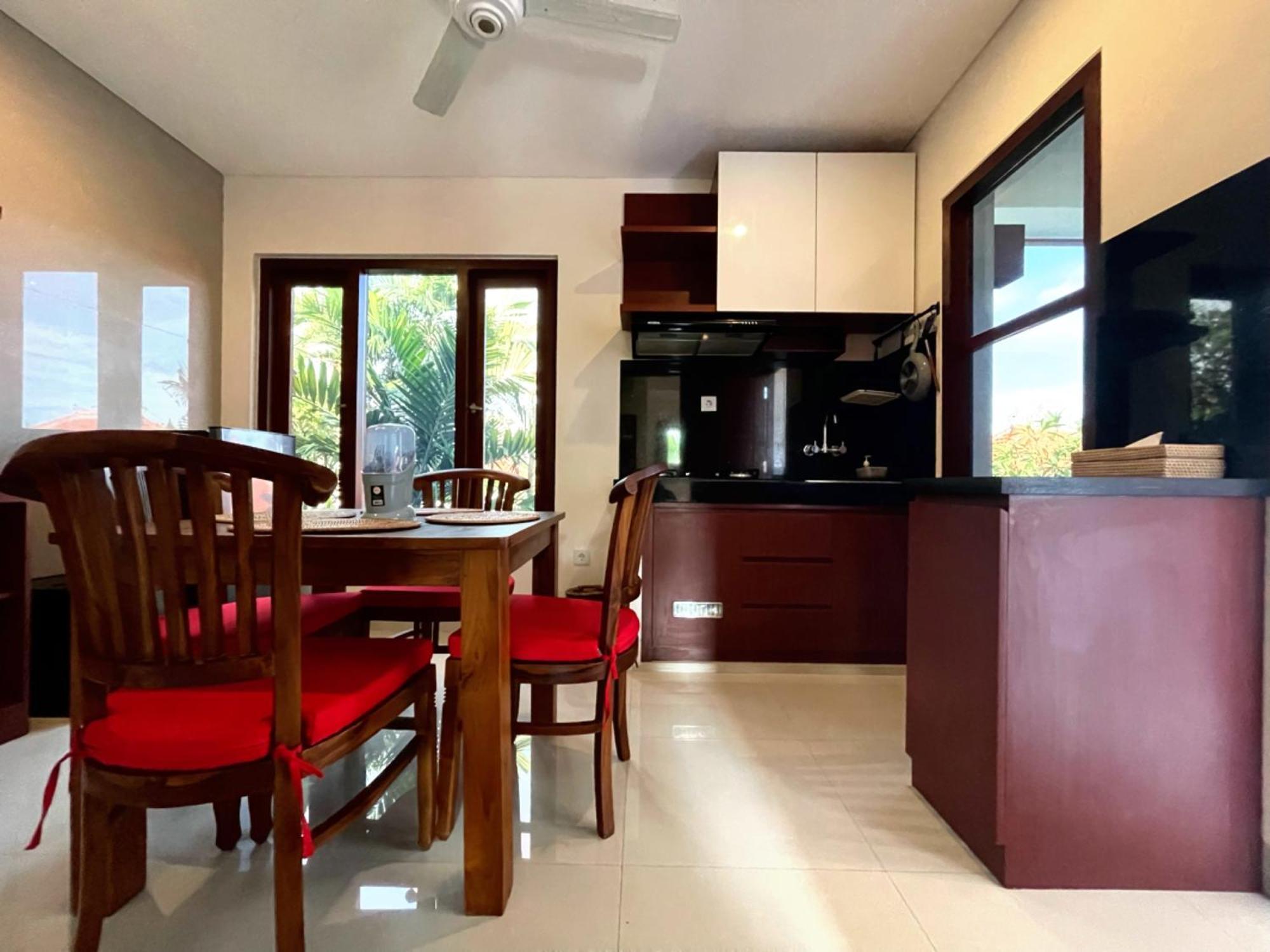 Kayu Sugih Palace Sanur Esterno foto